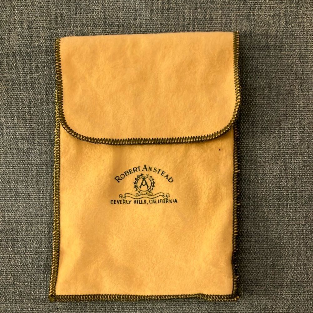 Robert Anstead Dust Bag